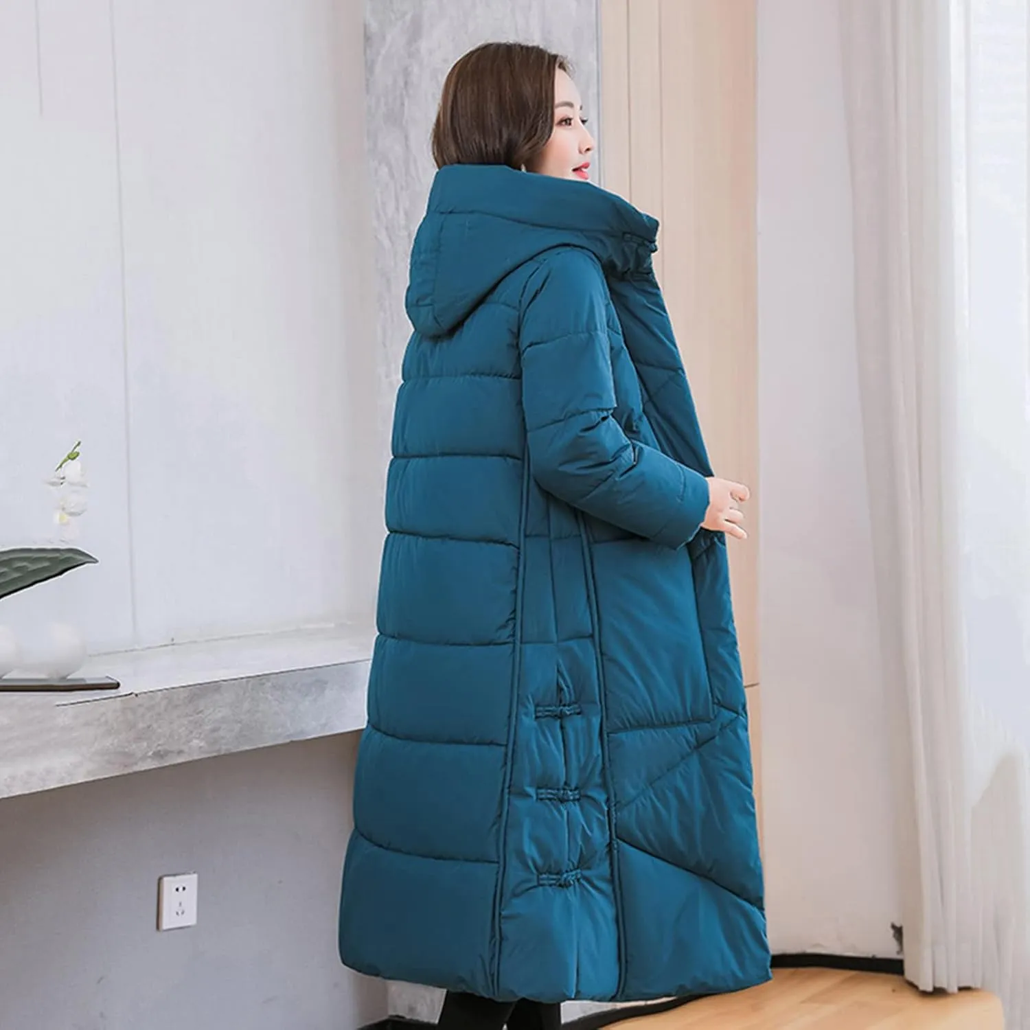 Women Long Puffer Coat Packable Down Jacket Lightweight Parkas Jacket Oversized Water-Resistant Thicken Hooded Insulated Coat